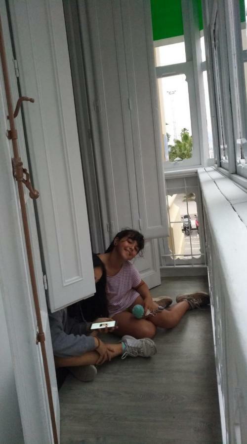 Hostel Royalty Albergue ซานตานเดร์ ภายนอก รูปภาพ